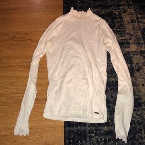 Long sleeve turtleneck